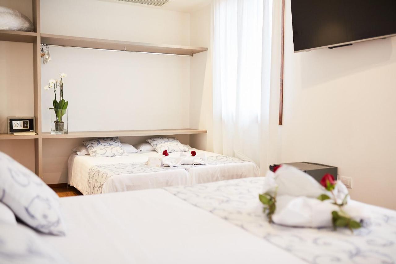Hotel La Rocca 3*